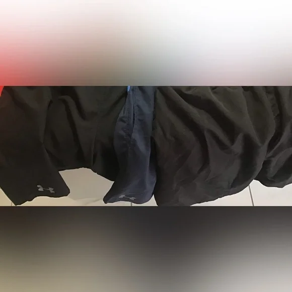 Under Armour Men’s large GUC 4 pair shorts in red, green, blue, and orange - Picture 4 of 4